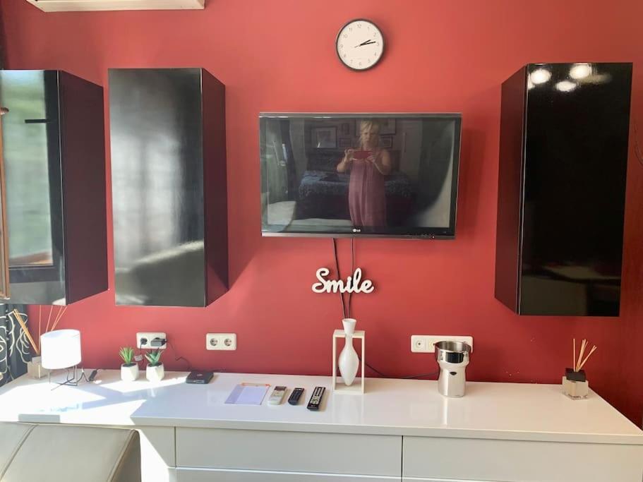 Lovely Sofia Apartment Katerina With Free Parking Экстерьер фото